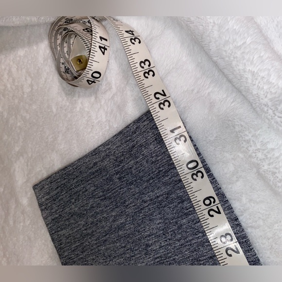 NW Grey Nike Dry FIT Capri leggings - Picture 2 of 6